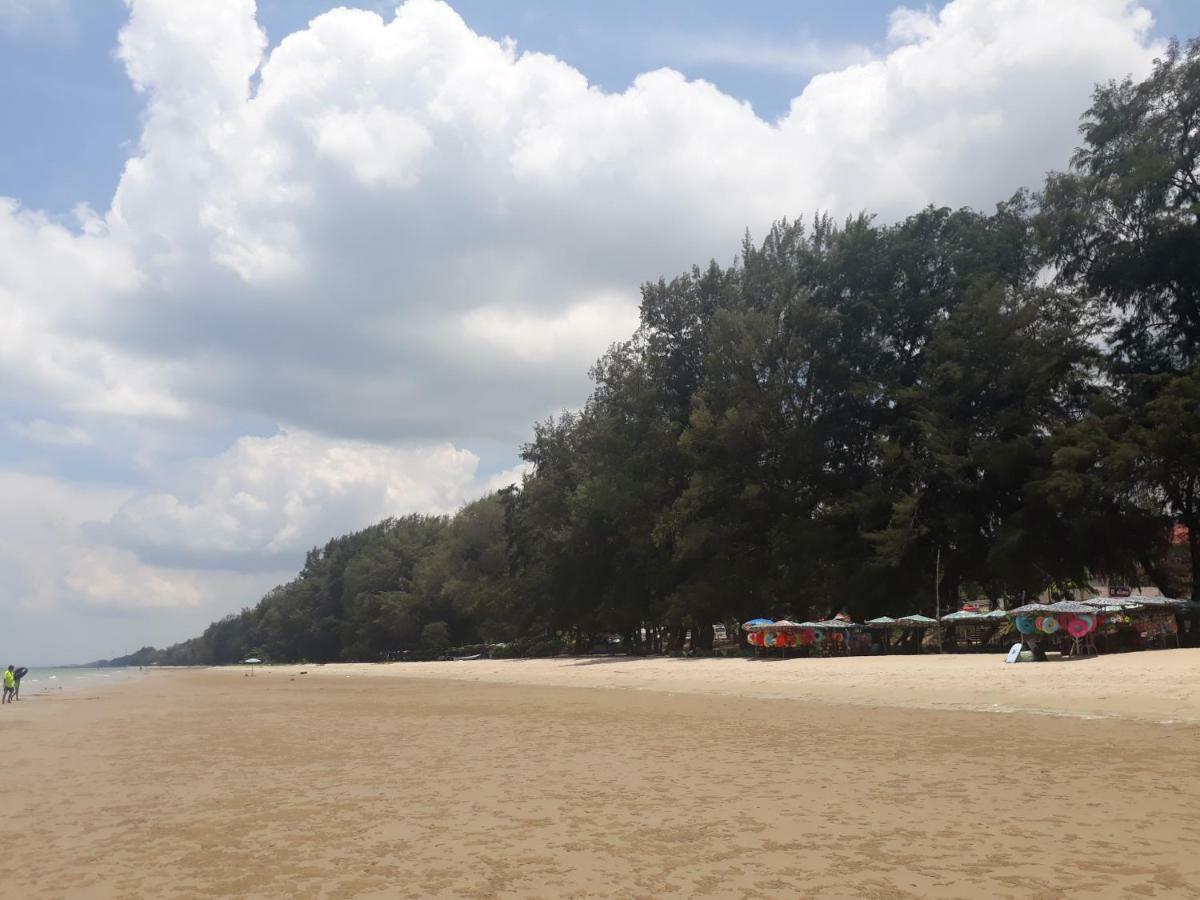 Mae Rampung Beach House คาราโอเกะและสระเด็ก Rayong Dış mekan fotoğraf
